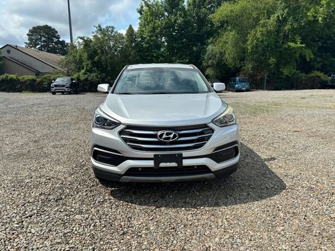 Used 2017 Hyundai Santa Fe Sport FWD image 8