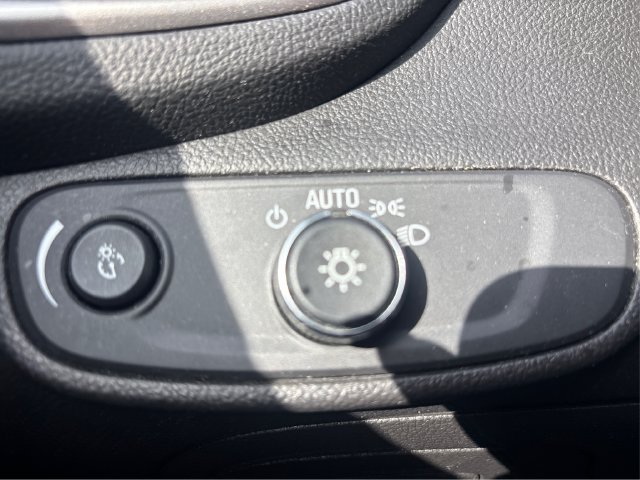 Used 2020 Chevrolet Trax LS w/ Tint and Cruise Package FWD image 17