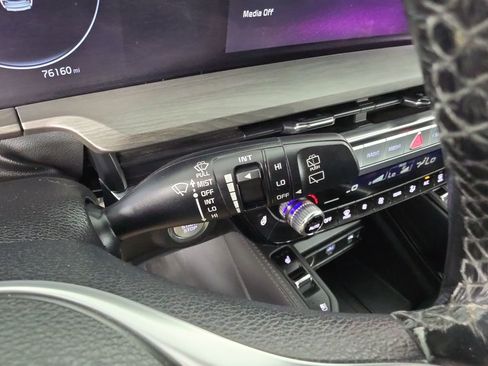 Certified 2023 Kia Telluride SX X-Line AWD/4WD image 18