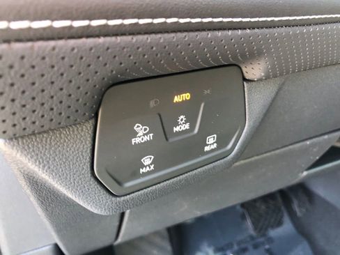 New 2026 Volkswagen Atlas SE AWD/4WD image 13