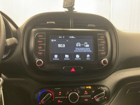 Used 2020 Kia Soul LX FWD image 17