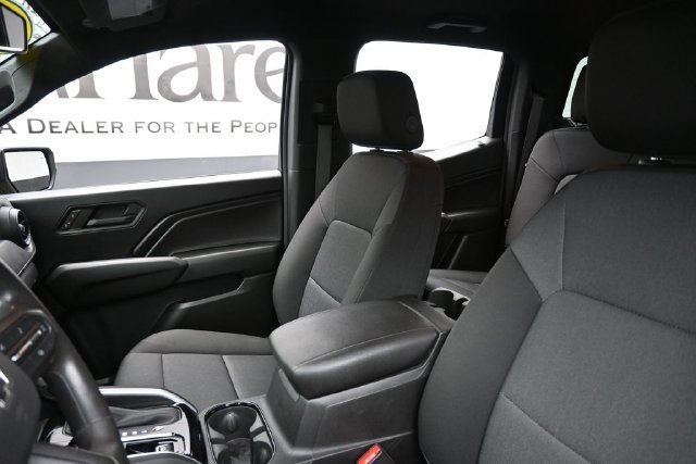 Used 2023 Chevrolet Colorado Trail Boss w/ LPO, Dark Essentials Package AWD/4WD image 17