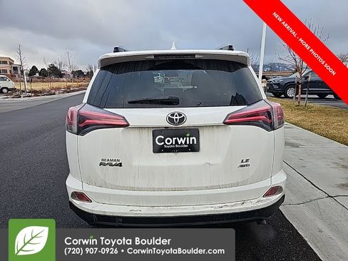 Used 2017 Toyota RAV4 LE image 6