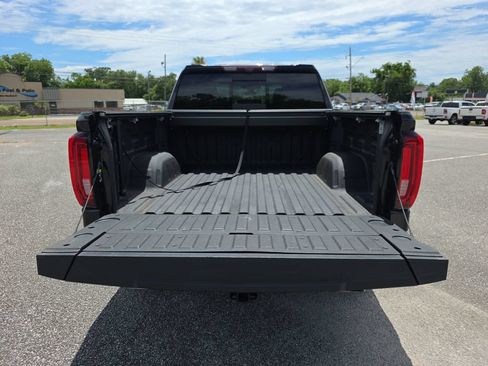 Used 2021 GMC Sierra 1500 Denali w/ Denali Ultimate Package AWD/4WD image 37