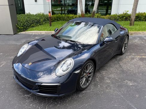 Used 2019 Porsche 911 Carrera S RWD image 9
