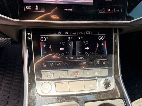 Used 2019 Audi Q8 Premium Plus w/ Premium Plus AWD/4WD image 20