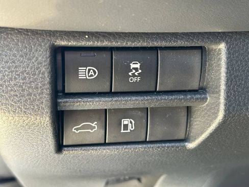 Used 2019 Toyota Avalon XSE FWD image 24