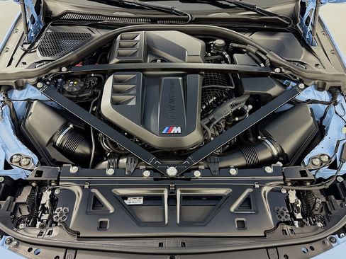 Used 2024 BMW M2 w/ Lighting Package image 10