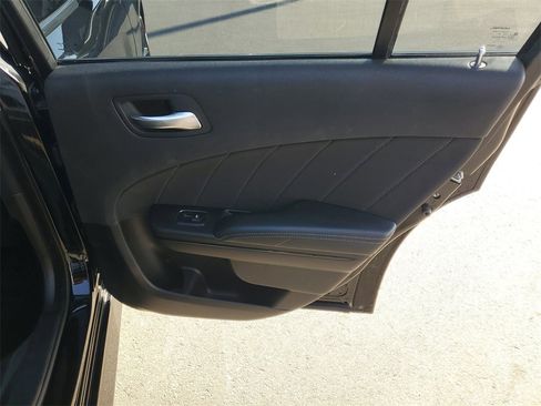 Used 2020 Dodge Charger GT w/ Blacktop Package image 32