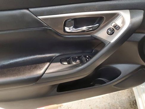Used 2013 Nissan Altima 3.5 SL w/ Technology Pkg image 11