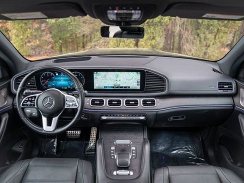 Used 2022 Mercedes-Benz GLS 580 4MATIC image 26