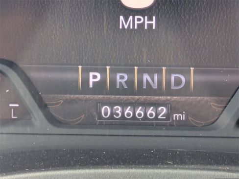 Used 2024 RAM 1500 Laramie image 30