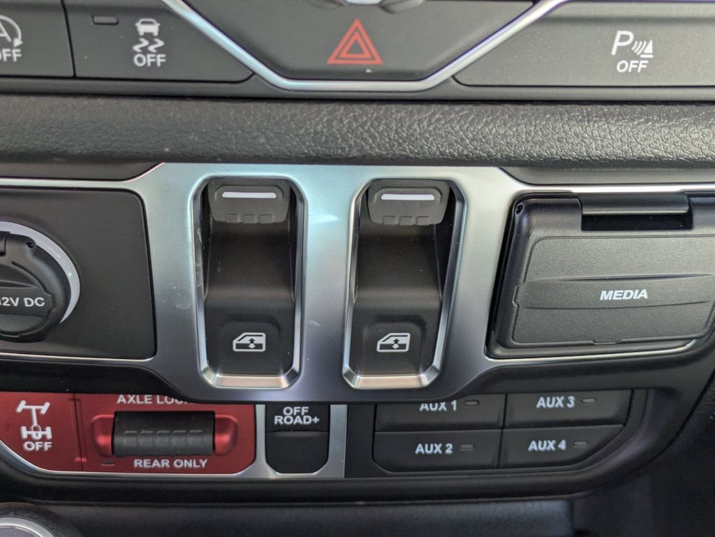 New 2026 Jeep Wrangler Sport AWD/4WD image 18