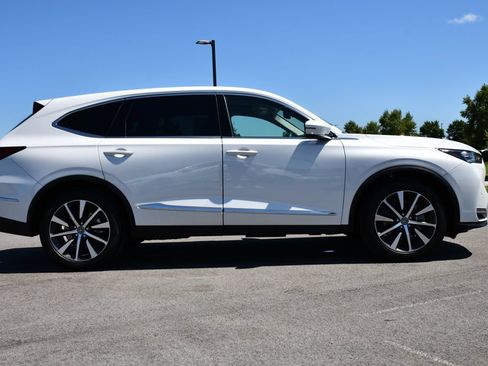 Certified 2026 Acura MDX FWD w/ Technology Package image 8