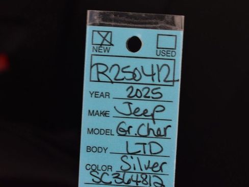 New 2025 Jeep Grand Cherokee Limited w/ Trailer Tow Package image 35