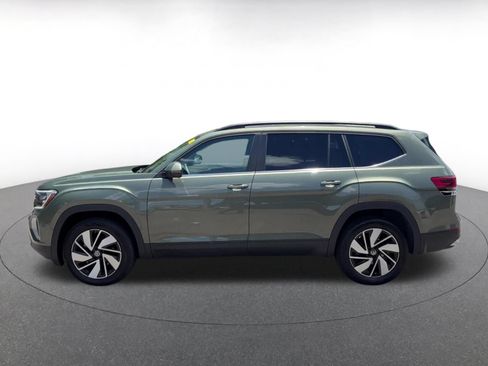 Used 2026 Volkswagen Atlas SE FWD image 8