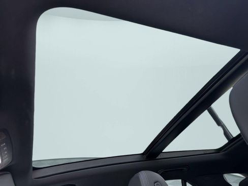 Certified 2025 Mercedes-Benz GLE 450e 4MATIC image 24