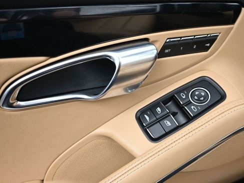 Used 2016 Porsche 911 Turbo S image 16