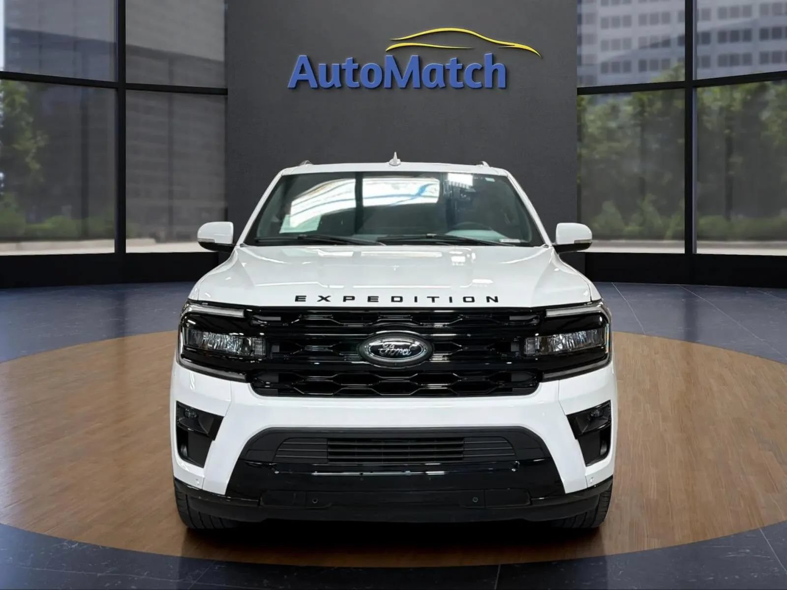 Used 2024 Ford Expedition Max Limited AWD/4WD image 3