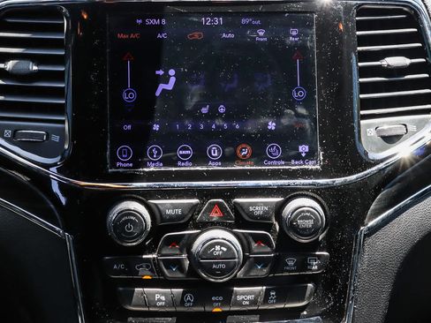 Used 2019 Jeep Grand Cherokee Limited RWD image 21