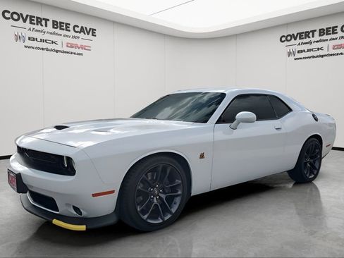 Used 2023 Dodge Challenger R/T Scat Pack w/ Plus Package image 3