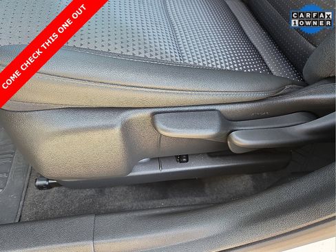 Used 2025 Chevrolet Trax LT w/ Driver Confidence Package image 14