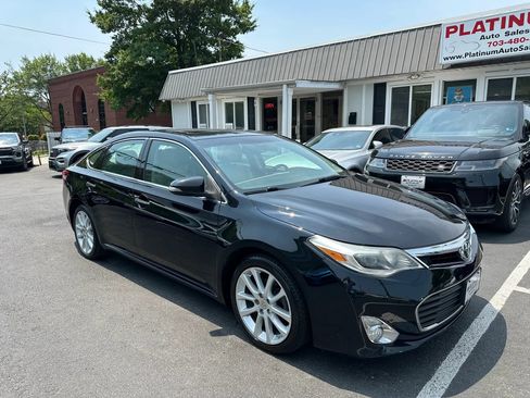 Used 2013 Toyota Avalon XLE Touring FWD image 3
