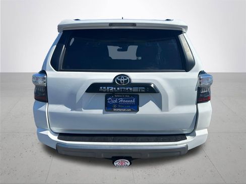 Used 2023 Toyota 4Runner TRD Off-Road AWD/4WD image 7