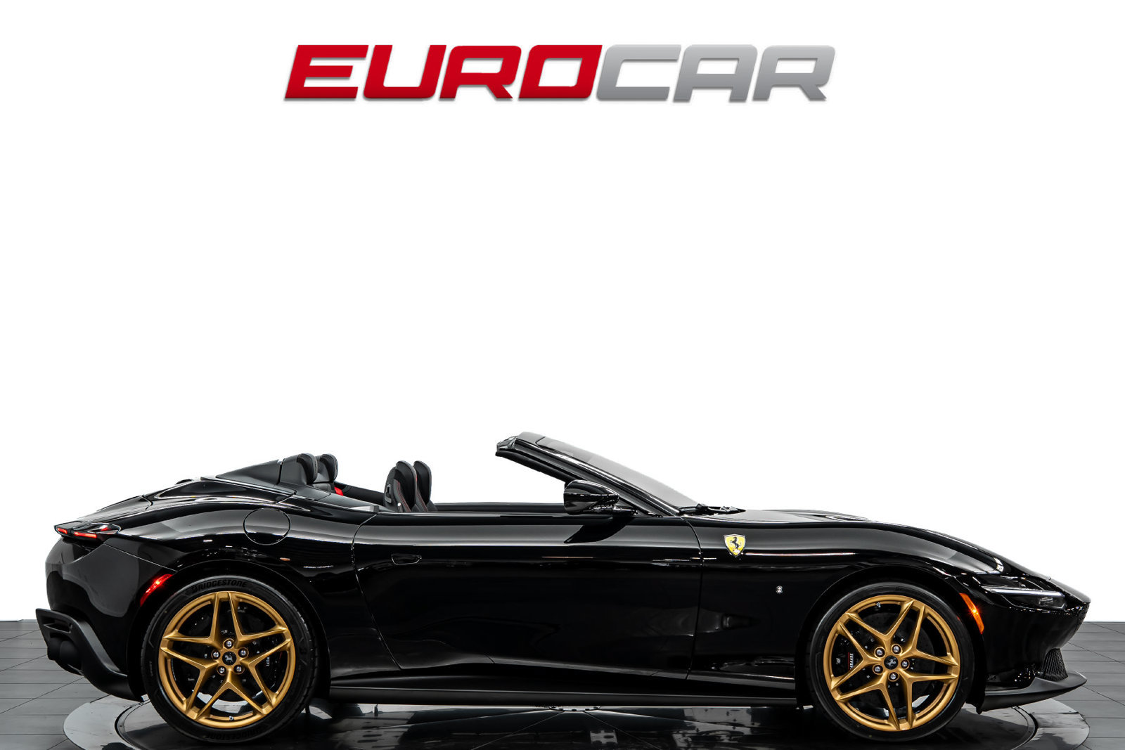 Used 2026 Ferrari Roma Spider RWD image 8
