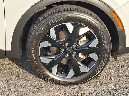 Certified 2023 Kia Sportage X-Line image 8