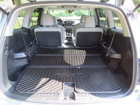 Used 2019 Honda Pilot Touring image 22