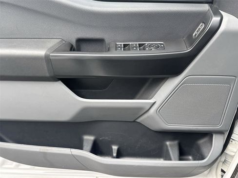 Used 2022 Ford F150 XL w/ Trailer Tow Package image 19