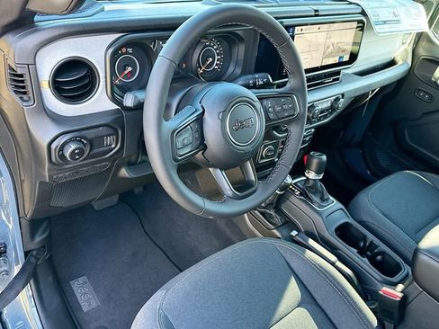 New 2026 Jeep Gladiator Sport image 6