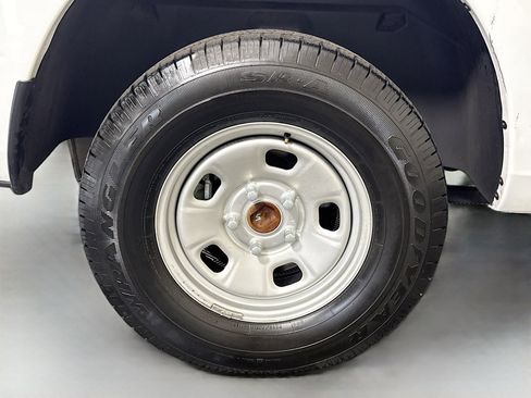 Used 2019 RAM 1500 Tradesman RWD image 32