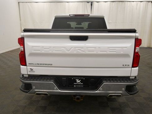 Used 2022 Chevrolet Silverado 1500 LTZ image 6