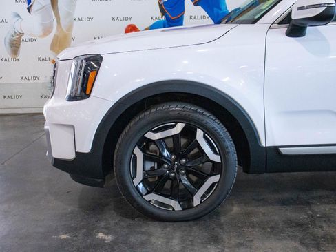 Used 2025 Kia Telluride S AWD/4WD image 17