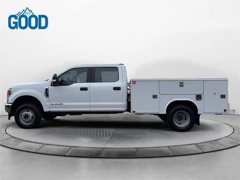 Used 2022 Ford F350 XL w/ Power Equipment Group image 2