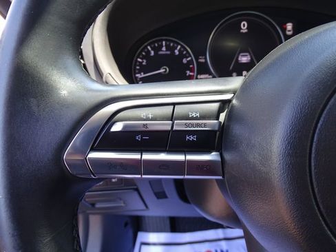 Used 2023 MAZDA MAZDA3 s FWD image 18