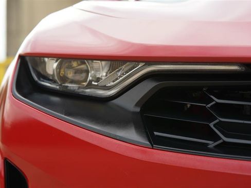 Used 2016 Chevrolet Camaro SS RWD image 26