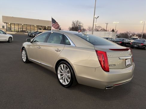 Used 2016 Cadillac XTS Luxury w/ Driver Awareness Package image 7