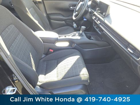 Certified 2024 Honda HR-V LX image 18