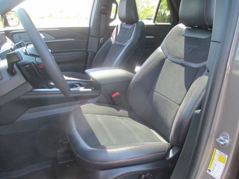 Used 2026 Ford Explorer ST w/ Sun And Sound Package image 20