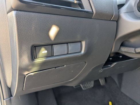 Used 2026 Nissan Sentra SV w/ Floor Mat Package FWD image 9