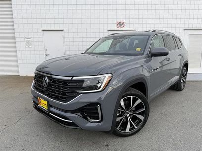 New 2025 Volkswagen Atlas SEL Premium R-Line