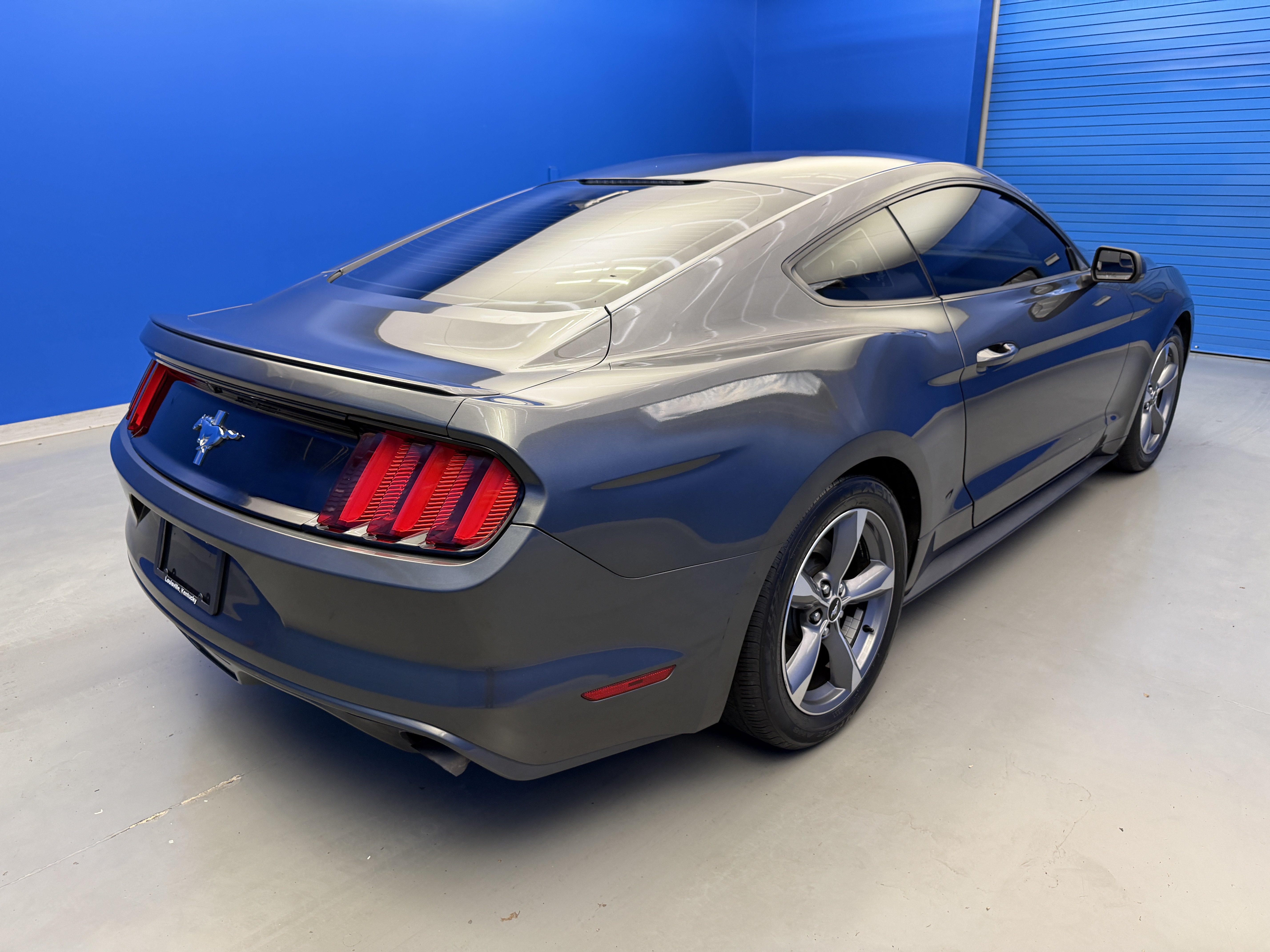 Used 2016 Ford Mustang Coupe w/ Equipment Group 051A RWD image 7