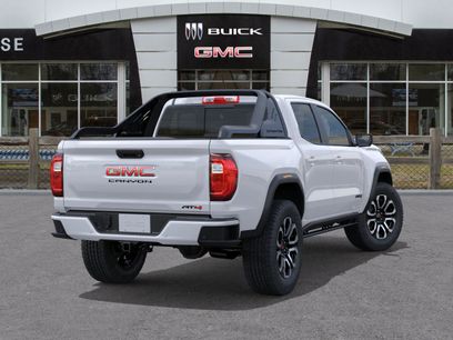 New 2025 GMC Canyon AT4 w/ Nightfall Edition