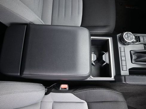 Used 2025 Toyota 4Runner TRD Off-Road image 36