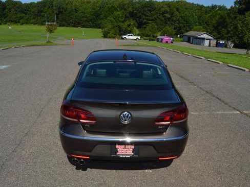Used 2013 Volkswagen CC Sport FWD image 10