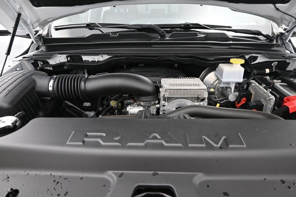 Used 2022 RAM 1500 Laramie w/ Sport Appearance Package AWD/4WD image 23