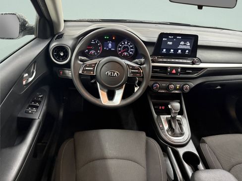 Used 2020 Kia Forte LXS FWD image 10